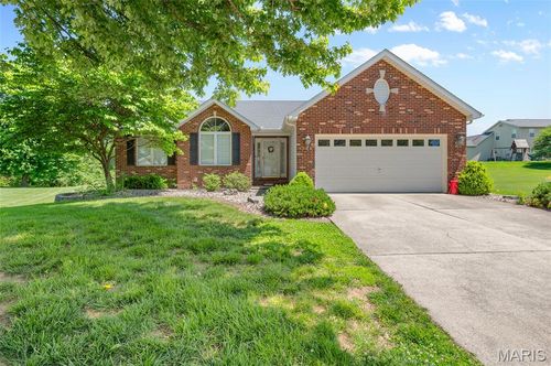 1566 Maplewood Ct, Edwardsville, IL, 62025-3186 | Card Image