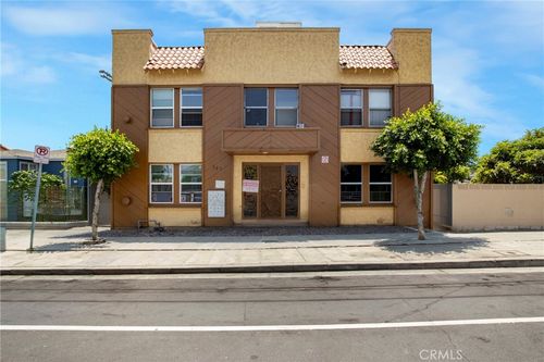383 W 14th St, San Pedro, CA, 90731-4243 | Card Image