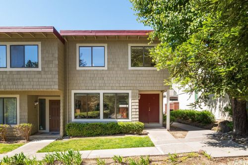 307 Scotia Lane, Novato, CA, 94947 | Card Image