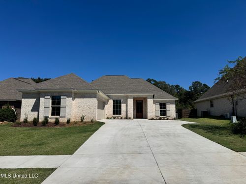 16 Hedges Plantation Pl, Natchez, MS, 39120-7003 | Card Image