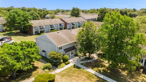 unit-d-133 Florence Rd, Branford, CT, 06405-4263 | Card Image