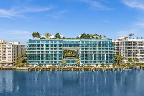 309-9221 E Bay Harbor Dr, Bay Harbor Islands, FL, 33154-2781 | Card Image
