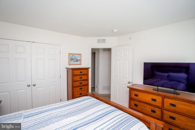 1994 Hickory Ln, Townhouse with 3 bedrooms, 4 bathrooms and null parking in LANGHORNE PA | Image 32