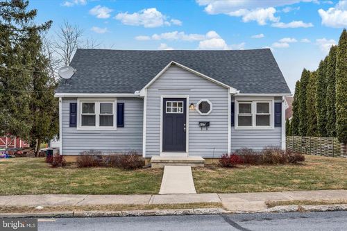 605 Linden Ave, MARYSVILLE, PA, 17053-1604 | Card Image