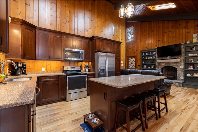 1 Castle Way, House other with 3 bedrooms, 2 bathrooms and 6 parking in Westerly RI | Image 5