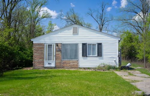 12667 Blackstone St, Detroit, MI, 48223-3211 | Card Image