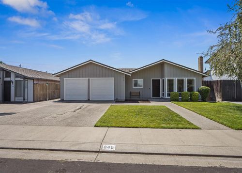 845 Siskiyou Lane, Manteca, CA, 95336 | Card Image