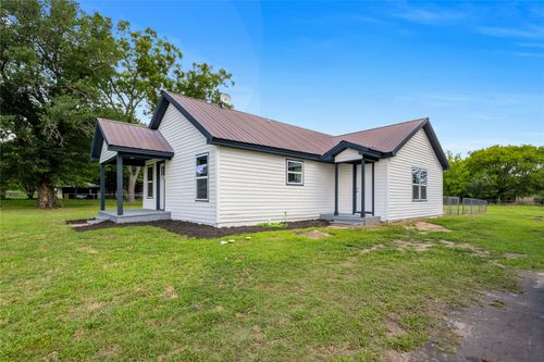 110 Orchard St, Alba, TX, 75410-2623 | Card Image