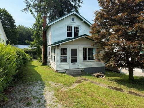 11795 Shady Ave, Conneaut Lake, PA, 16316-3643 | Card Image