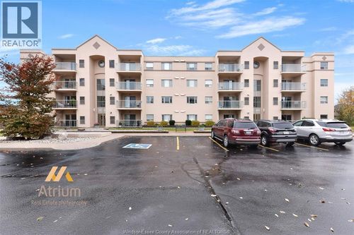 412-310 Village Grove Dr, Tecumseh, ON, N8N4X7 | Card Image