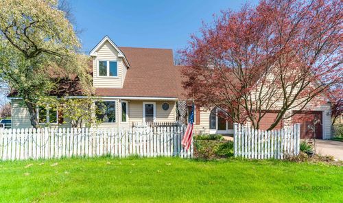 807 Burris Ave, Lake Bluff, IL, 60044-1513 | Card Image