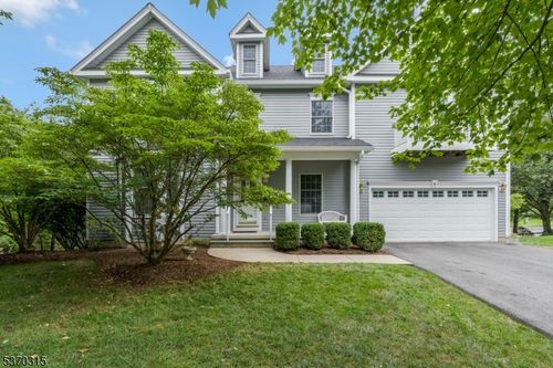 16 White Tail Ln, Basking Ridge, NJ, 07920-3725 | Card Image