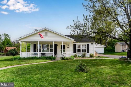 1883 George Ave, CARLISLE, PA, 17013-1125 | Card Image