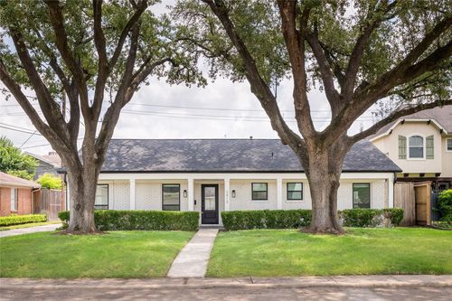 2413 Briarhurst Dr, Houston, TX, 77057-4422 | Card Image