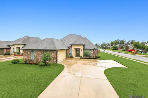 40265 Canora Ct, Prairieville, LA, 70769 | Card Image