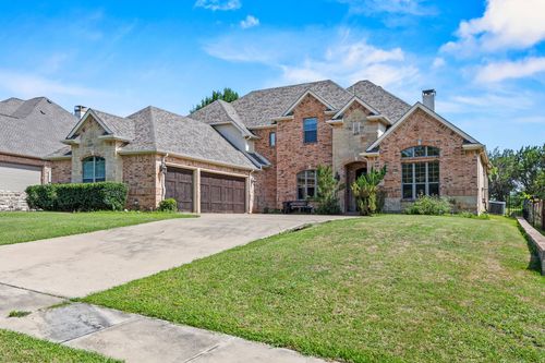 804 Bentwater Pkwy, Cedar Hill, TX, 75104-8287 | Card Image