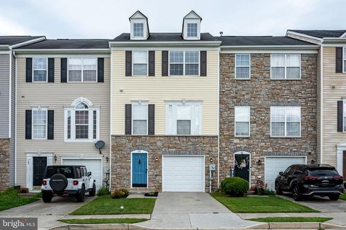 20 Bravery Way, MARTINSBURG, WV, 25405-5719 | Card Image