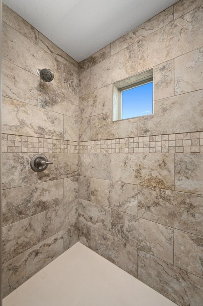 Gorgeous Shower | Image 22