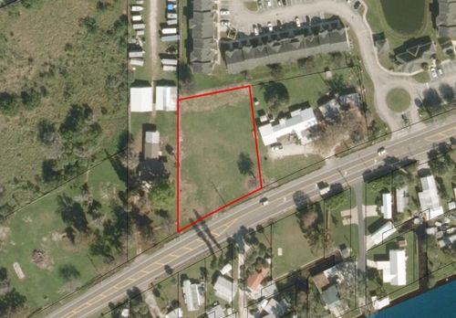 631 Us Highway 441 Se, Okeechobee, FL, 34974-7417 | Card Image