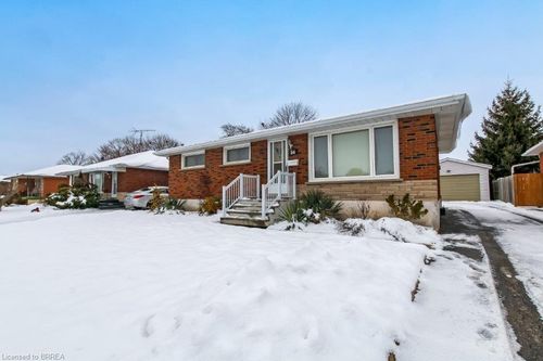 56 Balmoral Dr, Brantford, ON, N3R5B9 | Card Image