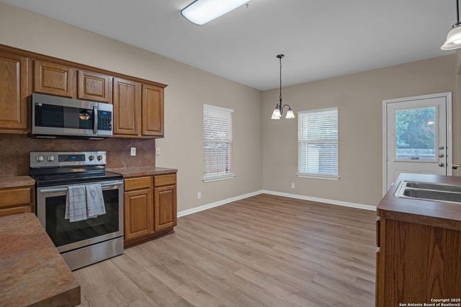 109 Lieck Cv, House other with 5 bedrooms, 4 bathrooms and null parking in Cibolo TX | Image 16