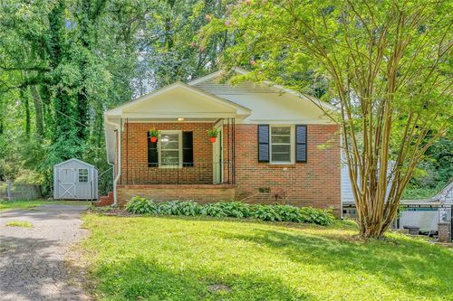 223 Mcmakin Dr, Greenville, SC, 29617-7728 | Card Image