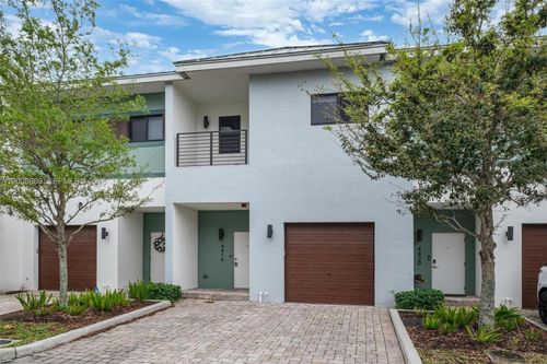 4416 Nw 9th St, Plantation, FL, 33317-1528 | Card Image