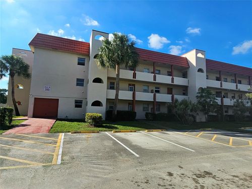 203-3051 W Sunrise Lakes Dr, Fort Lauderdale, FL, 33322 | Card Image
