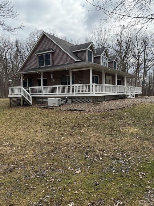 701 Harsen Rd, Lapeer, MI, 48446-2786 | Card Image