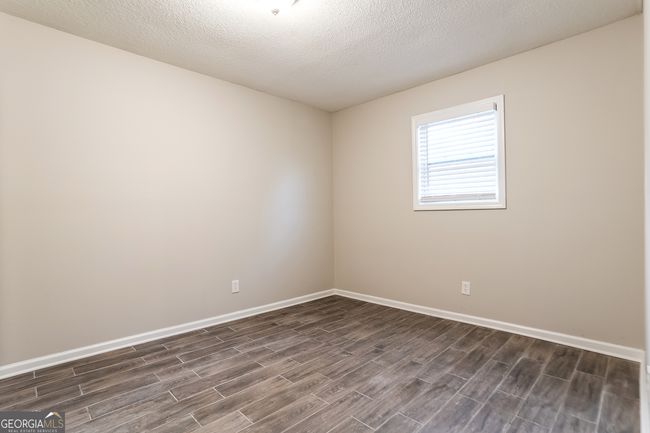 8621 Chestnut Ln, House other with 3 bedrooms, 2 bathrooms and null parking in Lithia Springs GA | Image 14