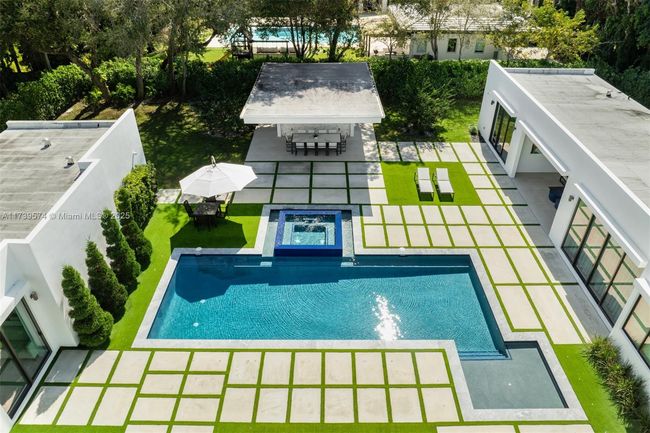 6830 Sw 104 Th St, House other with 7 bedrooms, 8 bathrooms and null parking in Pinecrest FL | Image 48