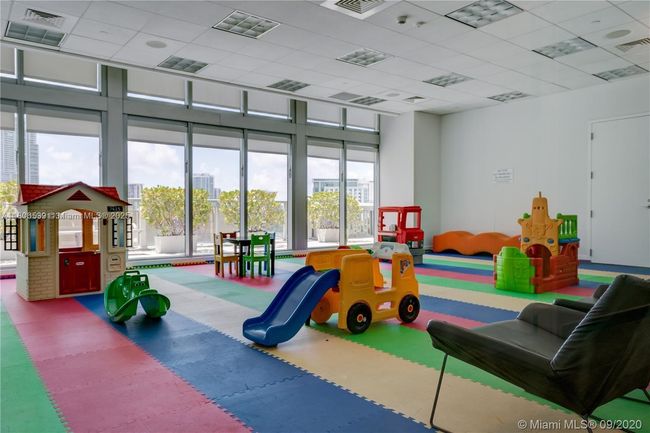 APT-1219 - 1111 Sw 1 St Ave, Condo with 2 bedrooms, 2 bathrooms and null parking in Miami FL | Image 19
