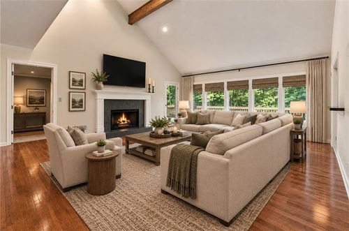 715 Lake Top Way, Roswell, GA, 30076-3038 | Card Image