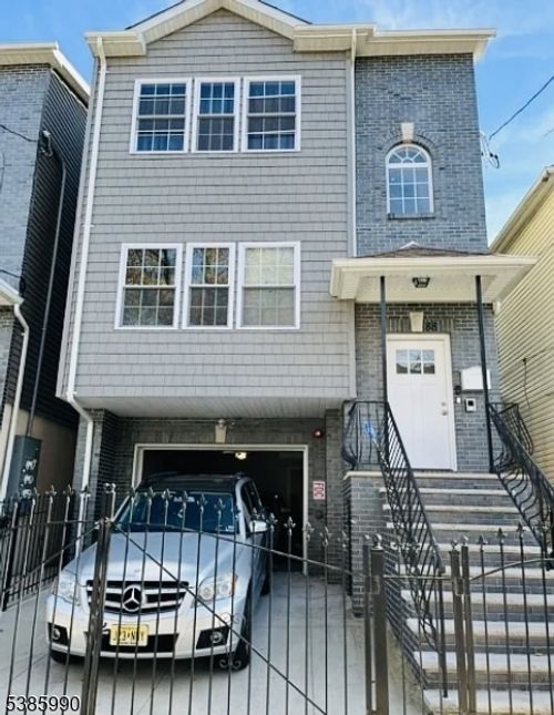 88 Chelsea Ave, Newark, NJ, 07106-1214 | Card Image