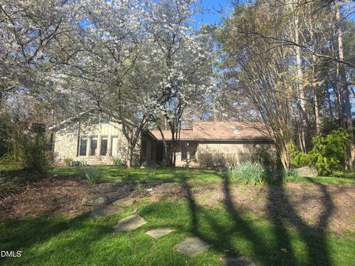 10 Kendall Dr, Chapel Hill, NC, 27517-5644 | Card Image