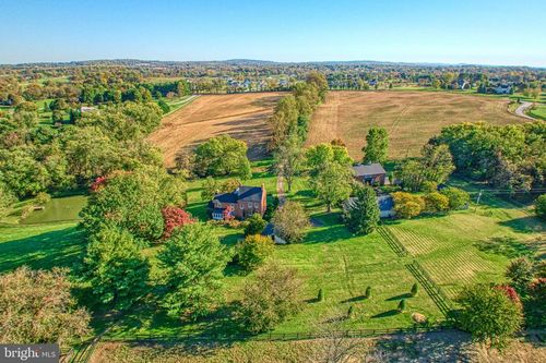 38678 Piggott Bottom Rd, HAMILTON, VA, 20158-9466 | Card Image