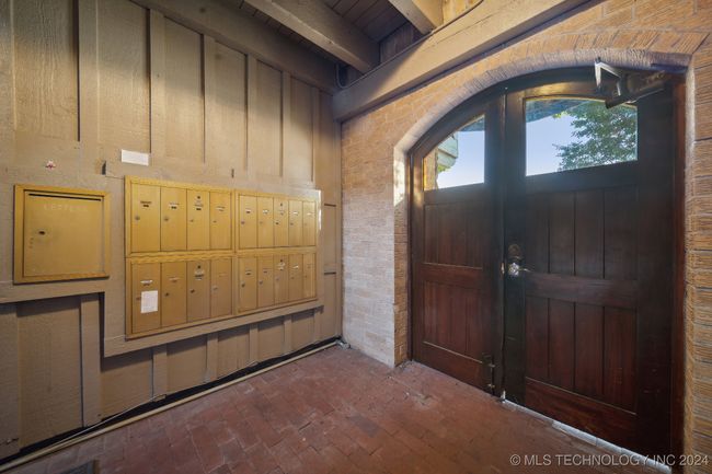 APT-15 - 1107 45 Th Pl, Condo with 2 bedrooms, 2 bathrooms and null parking in Tulsa OK | Image 19