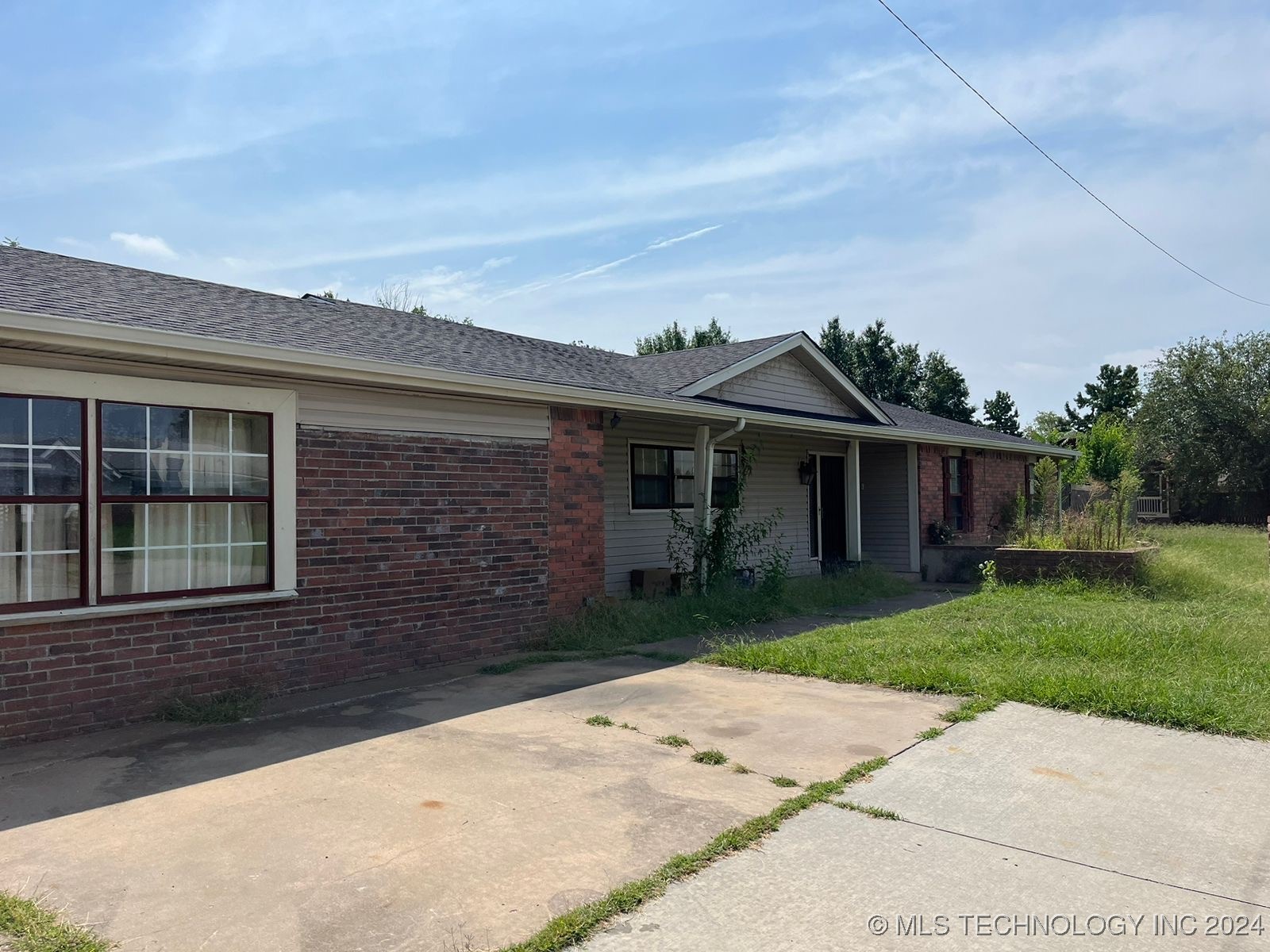 Zunis Ave, Tulsa, OK 74110