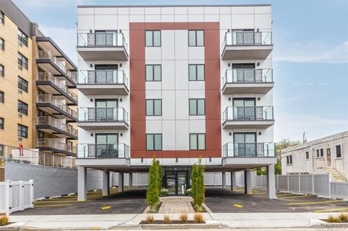 3w-848 E Broadway, Long Beach, NY, 11561-4872 | Card Image