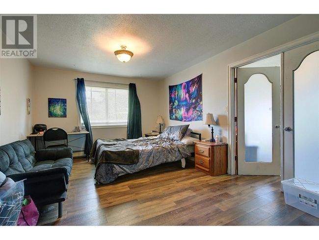 215 Arab Rd, House other with 8 bedrooms, 6 bathrooms and 5 parking in Kelowna BC | Image 23