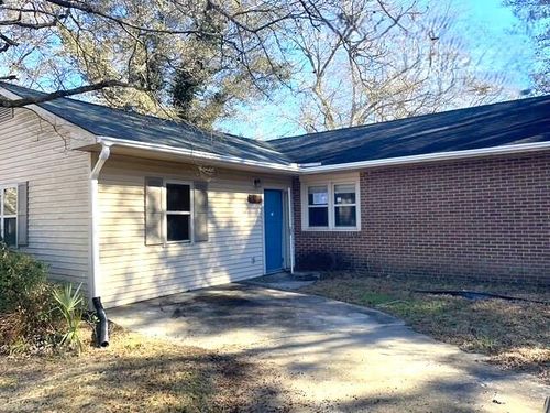 150 Keith Cir, Williston, SC, 29853-2012 | Card Image