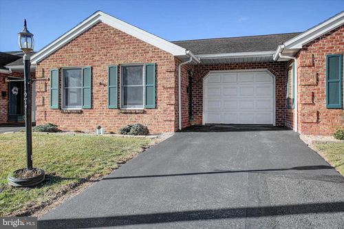 124 Lurgan Ave, SHIPPENSBURG, PA, 17257-1624 | Card Image