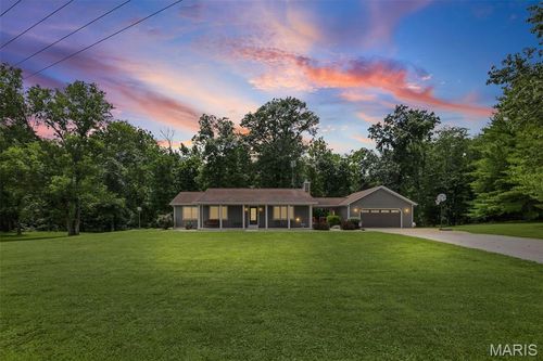5967 J Rd, Waterloo, IL, 62298-5054 | Card Image
