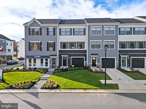 218 Soft Rush Ln, LA PLATA, MD, 20646-9403 | Card Image