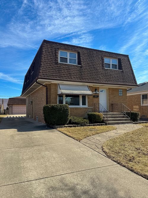 4233 N Odell Ave, Norridge, IL, 60706-1128 | Card Image