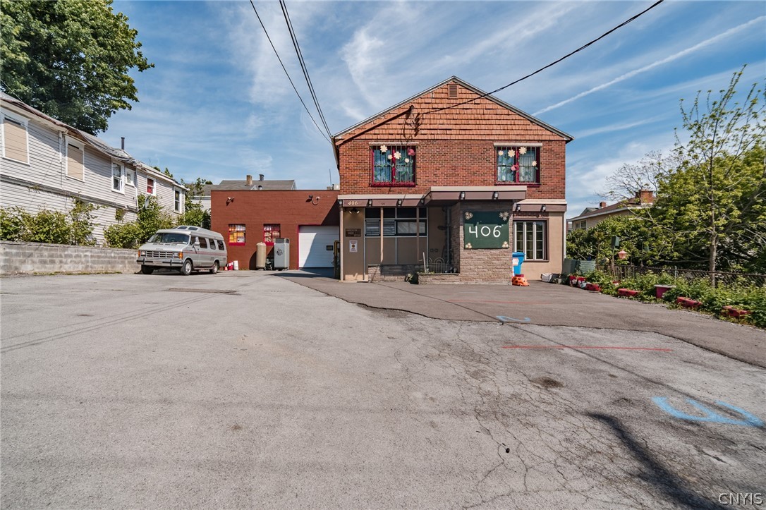 406 Kirkpatrick St,Unit 8, Syracuse, NY 13208-2002