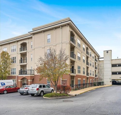 1207-1241 Strassner Dr, Brentwood, MO, 63144-1878 | Card Image