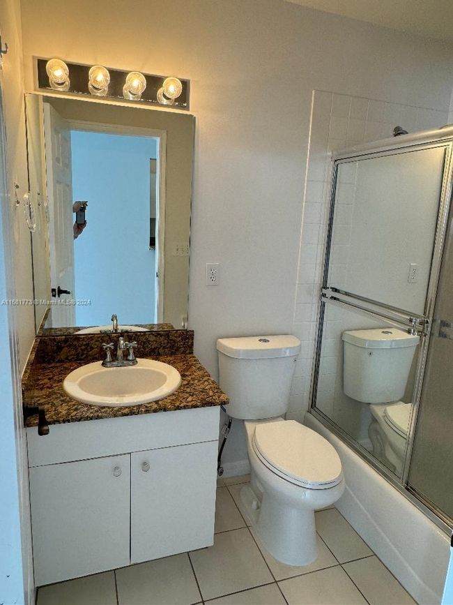 6114 Se Georgetown Pl, Home with 2 bedrooms, 2 bathrooms and null parking in Hobe Sound FL | Image 14