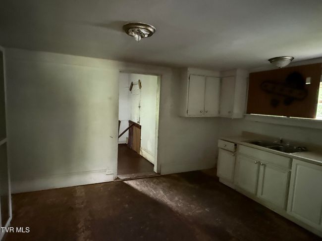 1741 Dunlap St, House other with 3 bedrooms, 1 bathrooms and null parking in Bristol VA | Image 6