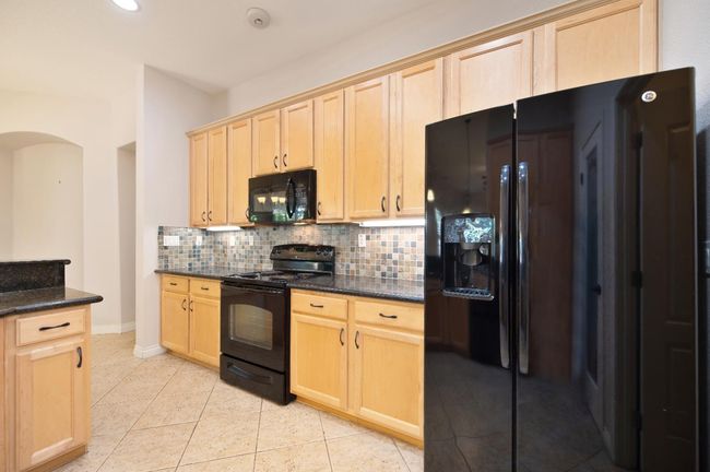 12040 Gold Arbor Ln, House other with 3 bedrooms, 2 bathrooms and null parking in Gold River CA | Image 25